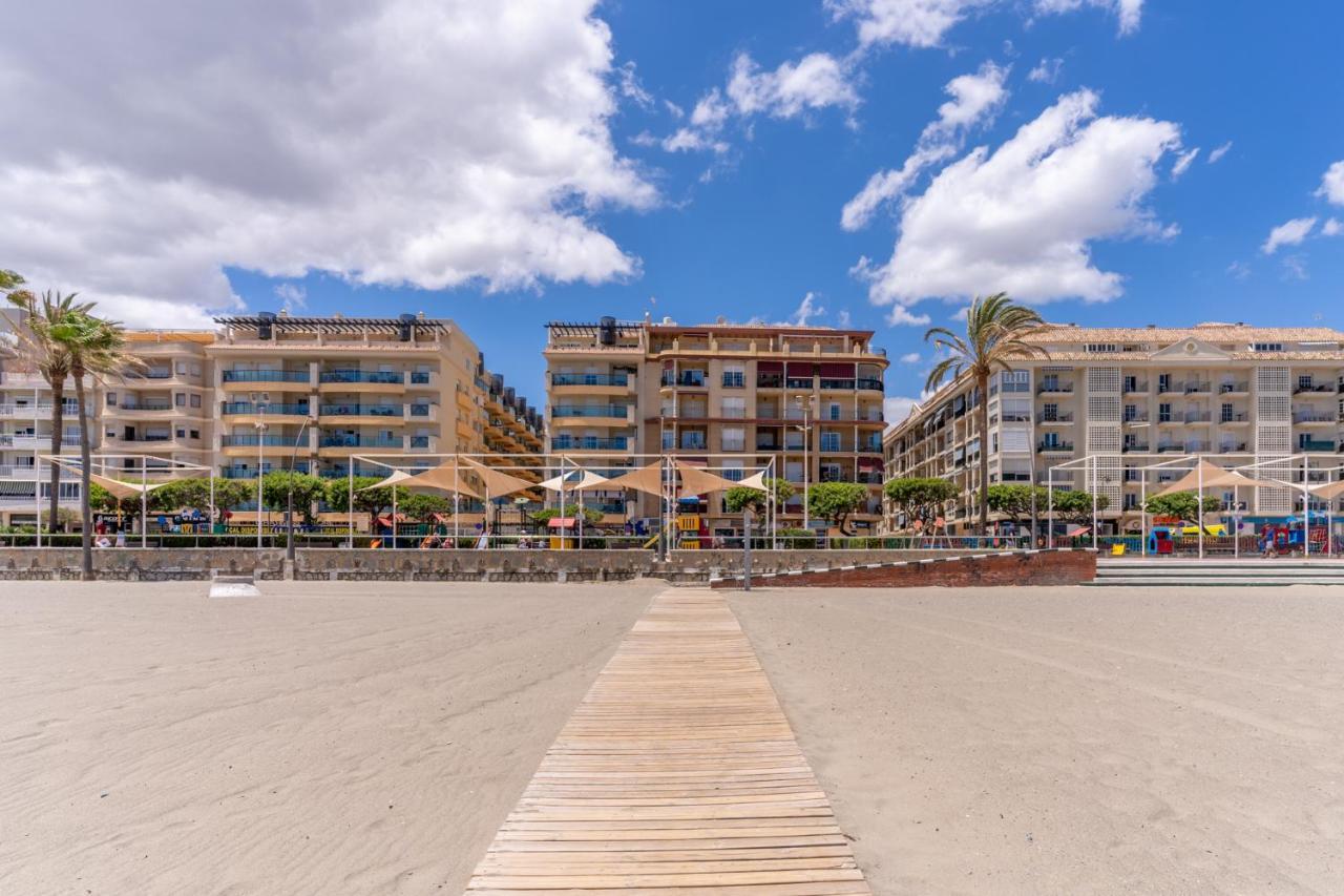 Estepona Beachside Apartment Exterior photo